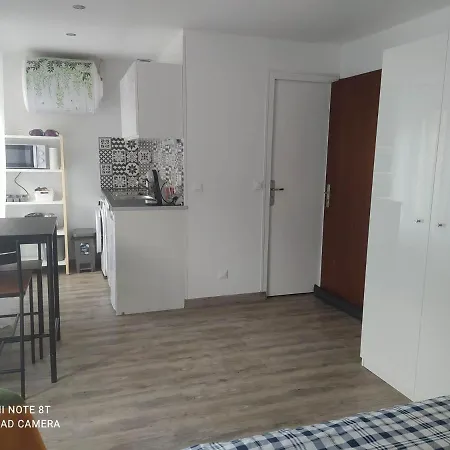 Joli Au Centre D'uriage Apartment *